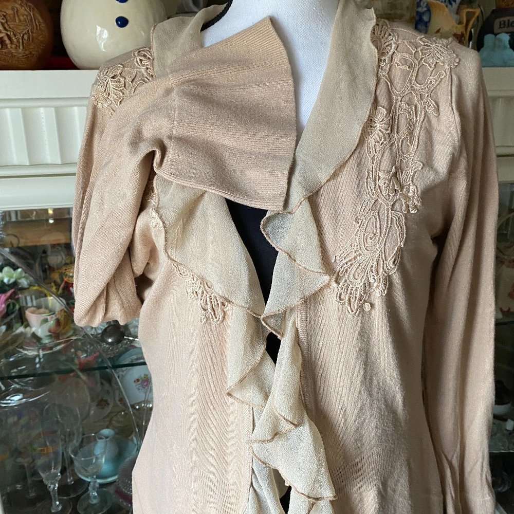 EUC "Together"brand Ruffly Sweater ~Tan sz Lg